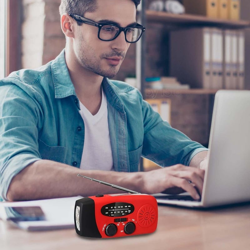 ويوبلز جهاز تنبيه لاسلكي يعمل بالراديو - بنك طاقة AM/FM للهواتف المحمولة، شحن USB، يعمل بالطاقة الشمسية واليدوية - 2000 مللي أمبير، مصباح يدوي وراديو لمعدات النجاة - Image 3